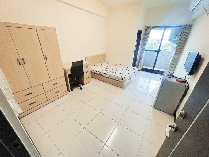 🧡加賴約🧡電梯新屋🧡租屋補助🧡採光陽台🧡秒殺物件🧡 - Image 1