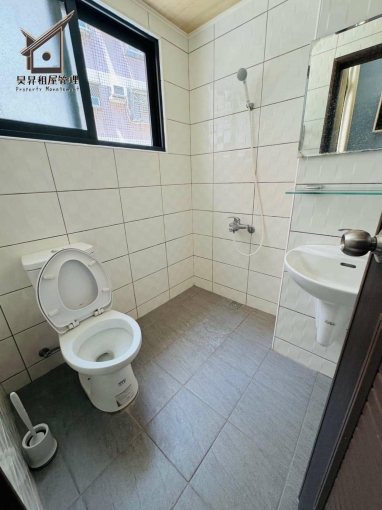 🉑️租補✦新光遠百✦永豐棧✦長榮桂冠✦流理台✦陽台獨洗曬✦子母車✦門口機車位 - Image 4