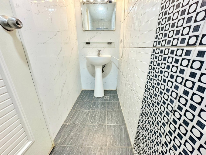 🧡請加賴🧡電梯可貓咪🧡租屋補助🧡窗戶曬衣🧡（第9張）