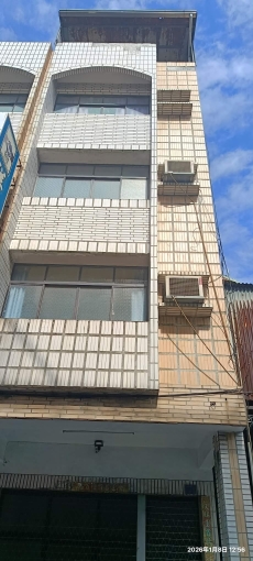 輕軌建工站建工商圈邊間騎樓式透天店面（第1張）
