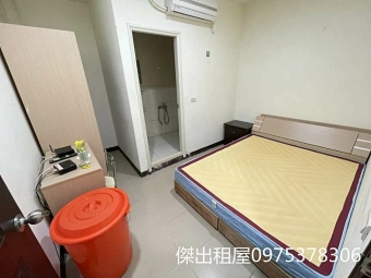 租屋找77✿近市府電梯套房,垃圾集中,可補助 - Image 4