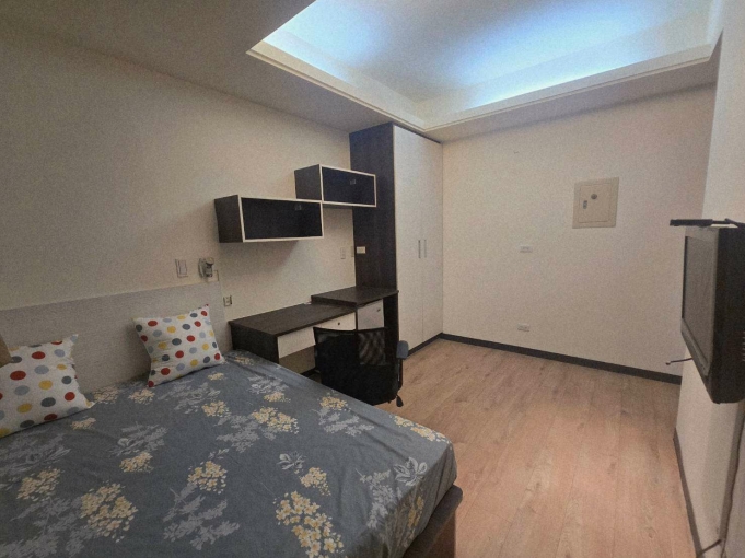 🏡一中獨立套房🏡可租補/包水/走路5分鐘到台中科大/台體/台中火車站/食衣住行非常方便 - Image 1