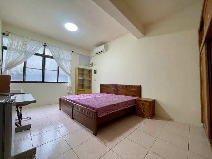 近小港醫院高餐大學旁溫馨套房 - Image 4