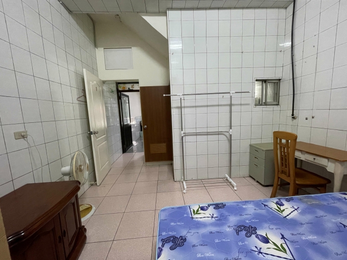 近小港醫院高餐大學旁溫馨套房 - Image 2