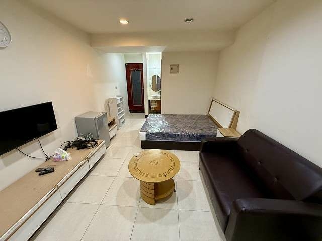 💞大象租屋💞近SOGO.威尼斯影城旁.漂亮精緻網路套房.傢俱.家電.有陽台（第2張）