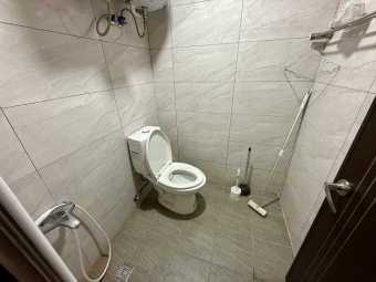 💞大象租屋💞近SOGO.威尼斯影城旁.漂亮精緻網路套房.傢俱.家電.有陽台（第7張）