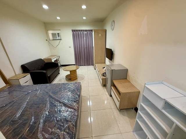 💞大象租屋💞近SOGO.威尼斯影城旁.漂亮精緻網路套房.傢俱.家電.有陽台（第1張）