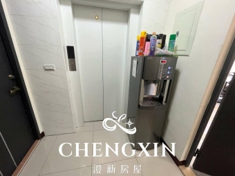 🎉近台元〰️可租補〰️獨立陽台洗衣機〰️獨立流理台可開伙〰️衛浴開窗〰️有電梯〰️室內機車位🎉（第10張）