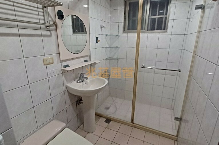 兆基社會住宅🏠⛳️橘郡~稀有電梯乾淨三房⛳️（第11張）