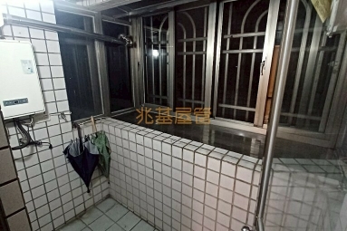 兆基社會住宅🏠⛳️橘郡~稀有電梯乾淨三房⛳️（第9張）