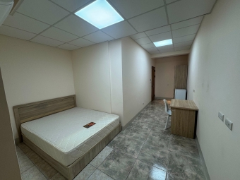 可租補套房,採光佳,鼎山家樂福旁,生活機能便利（第4張）