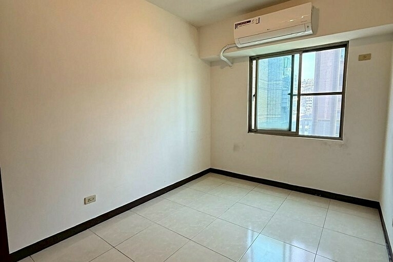 兆基社會住宅🏠艾美獎近三坑車站方正3房🐯(第3張)