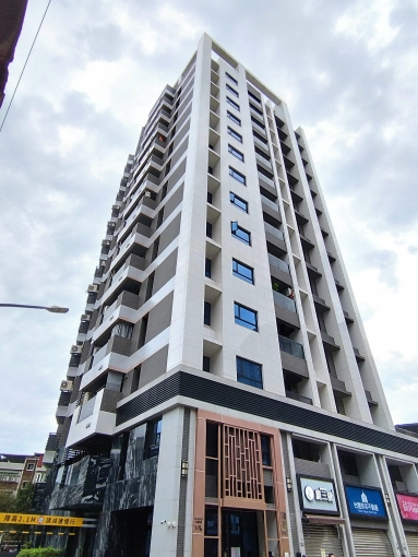 自租全新發樓ME精裝宅～江子翠捷運三分鐘（第1張）