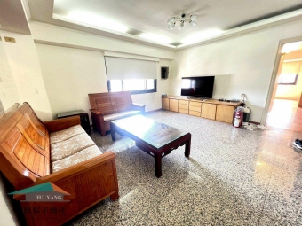 社宅🔥北平路商圈3+1房2廳⭐可租補⭐免仲介（第2張）
