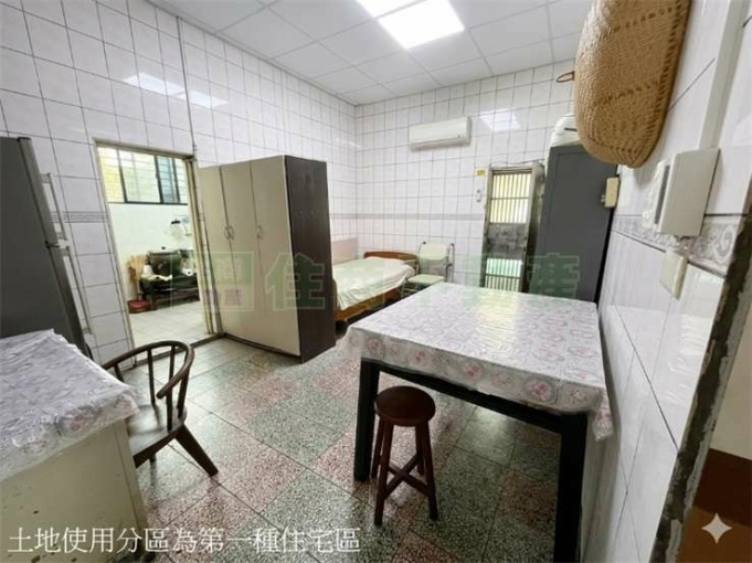 中央路🌺正路邊店面🌺邊間有增建空間好運用（第3張）