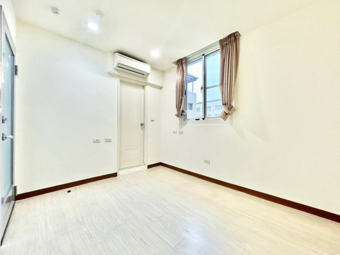 🧡請加賴🧡電梯🧡工作室🧡適合美甲美睫🧡美業🧡代收包裹🧡超秒殺🧡（第4張）