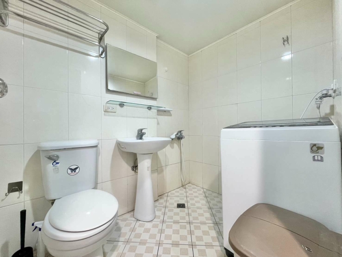 你烤棉花我烤糖✨獨洗獨曬✨可租補💕近勤美 精明商圈⚡宇你相見（第9張）