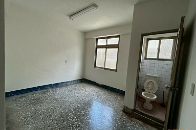 兆基社會住宅🏡市區靜巷內~新整理整棟透天~可寵物可租補（第4張）
