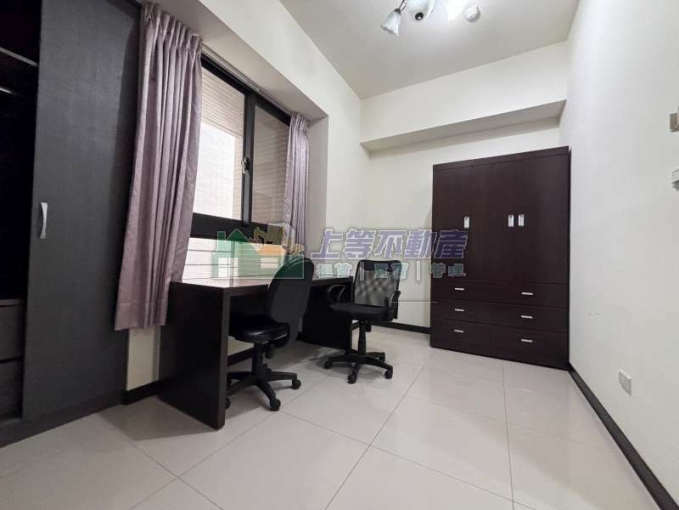 竹北高鐵電梯兩房家具家電全有汽機車位 - Image 5