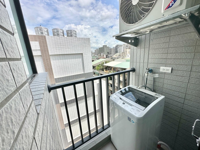 超新電梯套房*可貓*陽台獨洗曬*乾溼分離*衛浴開窗*流理臺*沙發*機車位~（第12張）