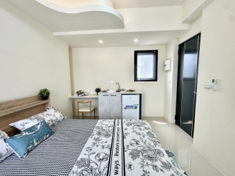 超新電梯套房*可貓*陽台獨洗曬*乾溼分離*衛浴開窗*流理臺*沙發*機車位~（第8張）