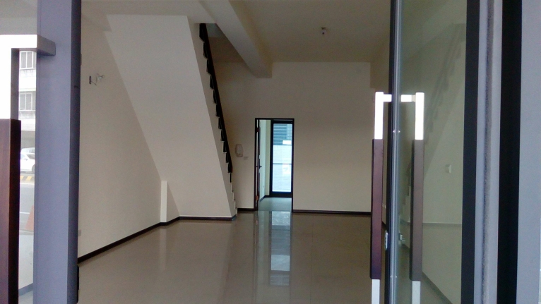 國民路適各行各業全新店面 - Image 3