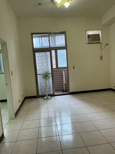 淡水竹圍捷運 關渡大國一房一廳一陽台通風採光生活機能好（第1張）