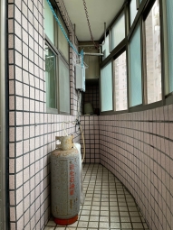 淡水竹圍捷運 關渡大國一房一廳一陽台通風採光生活機能好（第2張）