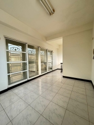 橘子🍊都會公園前🍊四樓別墅🍊3房3衛可租補（第13張）