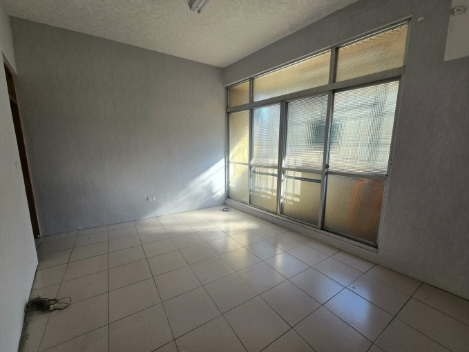 🏡精華地區稀有店住🏡好停車•門前百坪公園•千戶社區就在隔壁•人潮就是錢潮✨️（第7張）