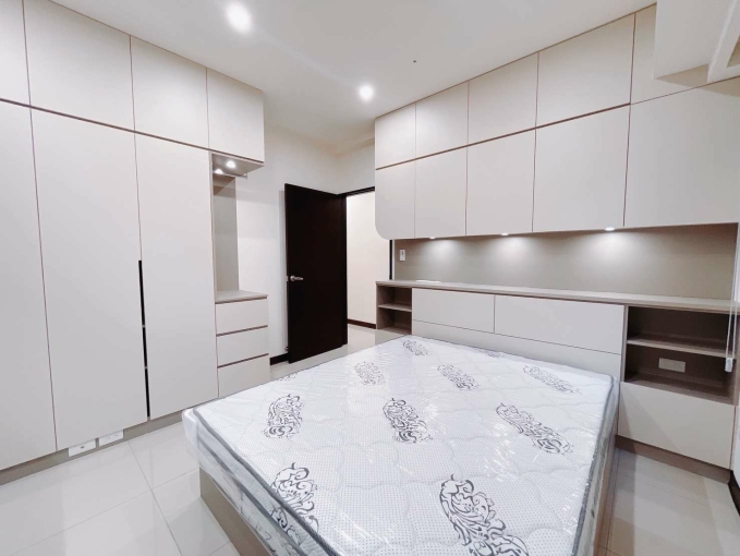 皇普莊園🌺全新精裝🌺三房平車🌺可租補 - Image 10