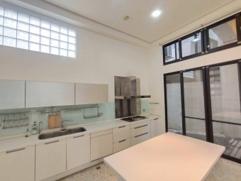 橘子🍊台灣大道巷內近漢口國中🍊稀有高質感別墅🍊可營登（第2張）