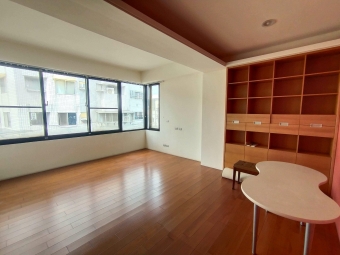 橘子🍊台灣大道巷內近漢口國中🍊稀有高質感別墅🍊可營登（第11張）