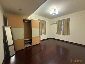 兆基社會住宅🏡中和員山公寓5樓3房家具齊可租補（第4張）