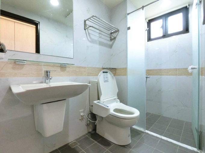 東東山高中✨電梯✔室內機車位✨子母車（第5張）