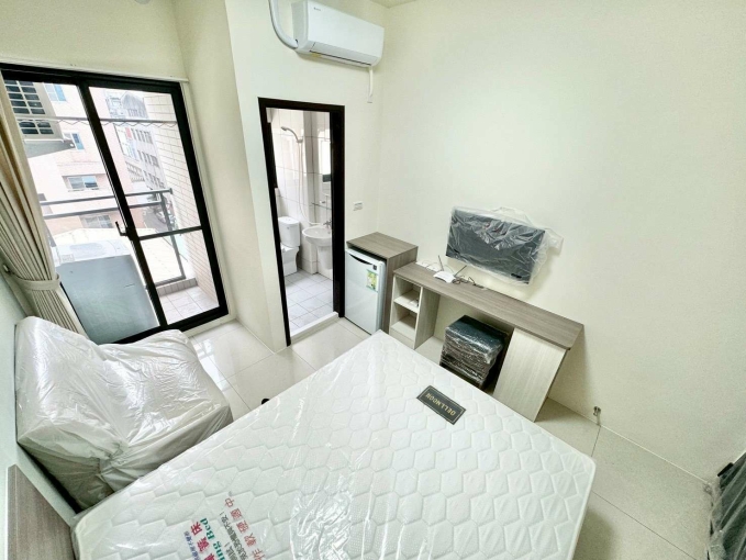 ✨白天不用開燈✨多間可選✨可租補✨子母車✨衛浴開窗（第1張）