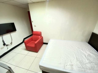 💞大象租屋💞近中原大學.大潤發旁.電梯網路漂亮套房.附傢俱.家電.屋況佳.（第6張）