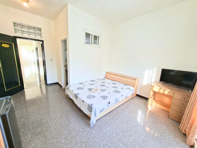 可租補☆電梯套房☆陽台曬衣☆機車好停 - Image 2