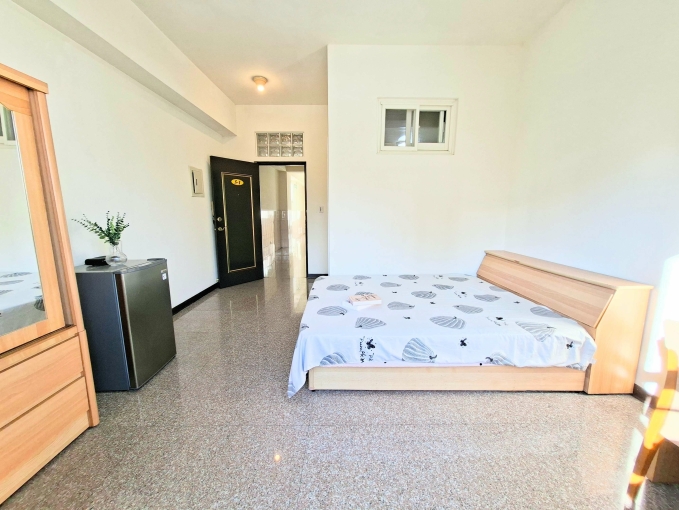 可租補☆電梯套房☆陽台曬衣☆機車好停 - Image 3