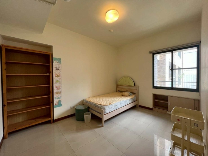 租-美村向上星巴克｜3房B1平車 (附冷氣家具家電) 無電視機（第8張）