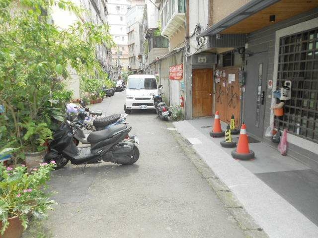 免仲介費  近中壢市區及中壢工業區公寓4樓漂亮高級套房出租 只付電費（第12張）
