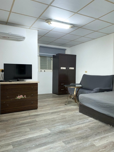 明亮套房/變頻冷氣/近捷運.大遠百.總圖 - Image 1