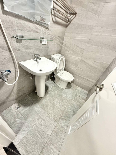 🌳可租補💖獨立進出✨一房廳🏠門前可停汽車💖（第8張）