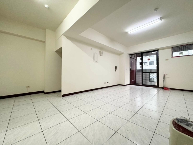 【長億南園】南區三房🌈空屋⭐合租首選🌳 - Image 1