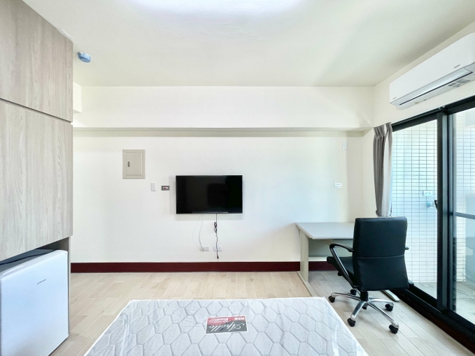 雙租補☆陽台☆超新電梯套房☆飲水機☆垃圾處理（第7張）