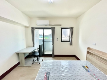 雙租補☆陽台☆超新電梯套房☆飲水機☆垃圾處理（第3張）