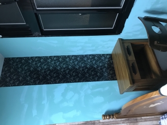 新店區安泰路頂好社區透天二樓雅房包水電居家清潔月租6000元群山環繞（第3張）