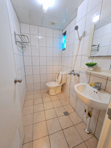 秒殺款@挑高大空間@陽台@子母車@機車位@汽車很好停 - Image 13