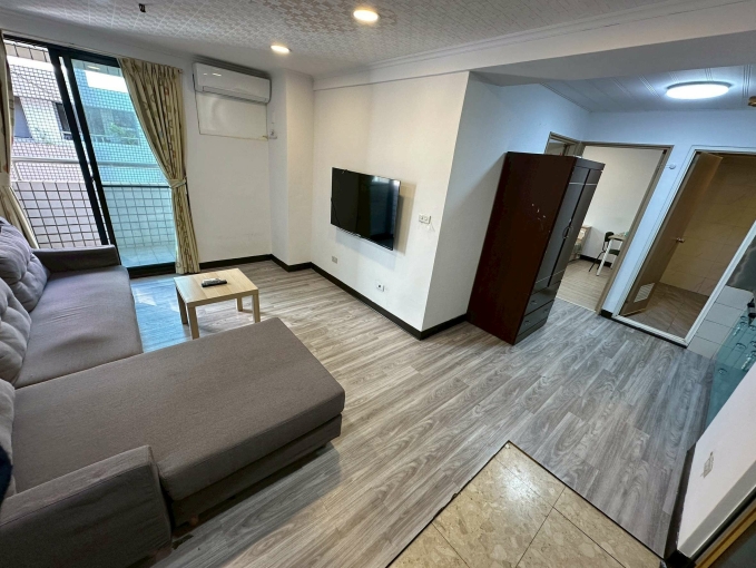 🧡加賴約🧡電梯可寵兩房一廳🧡租屋補助🧡陽台獨洗🧡台水台電🧡流理台🧡秒殺物件🧡 - Image 1