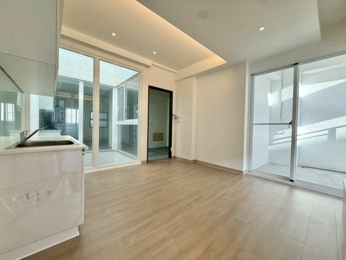 🔥西區最頂電梯別墅🔥兩房還可貓🔥台水台電🔥全新會有家具 - Image 6